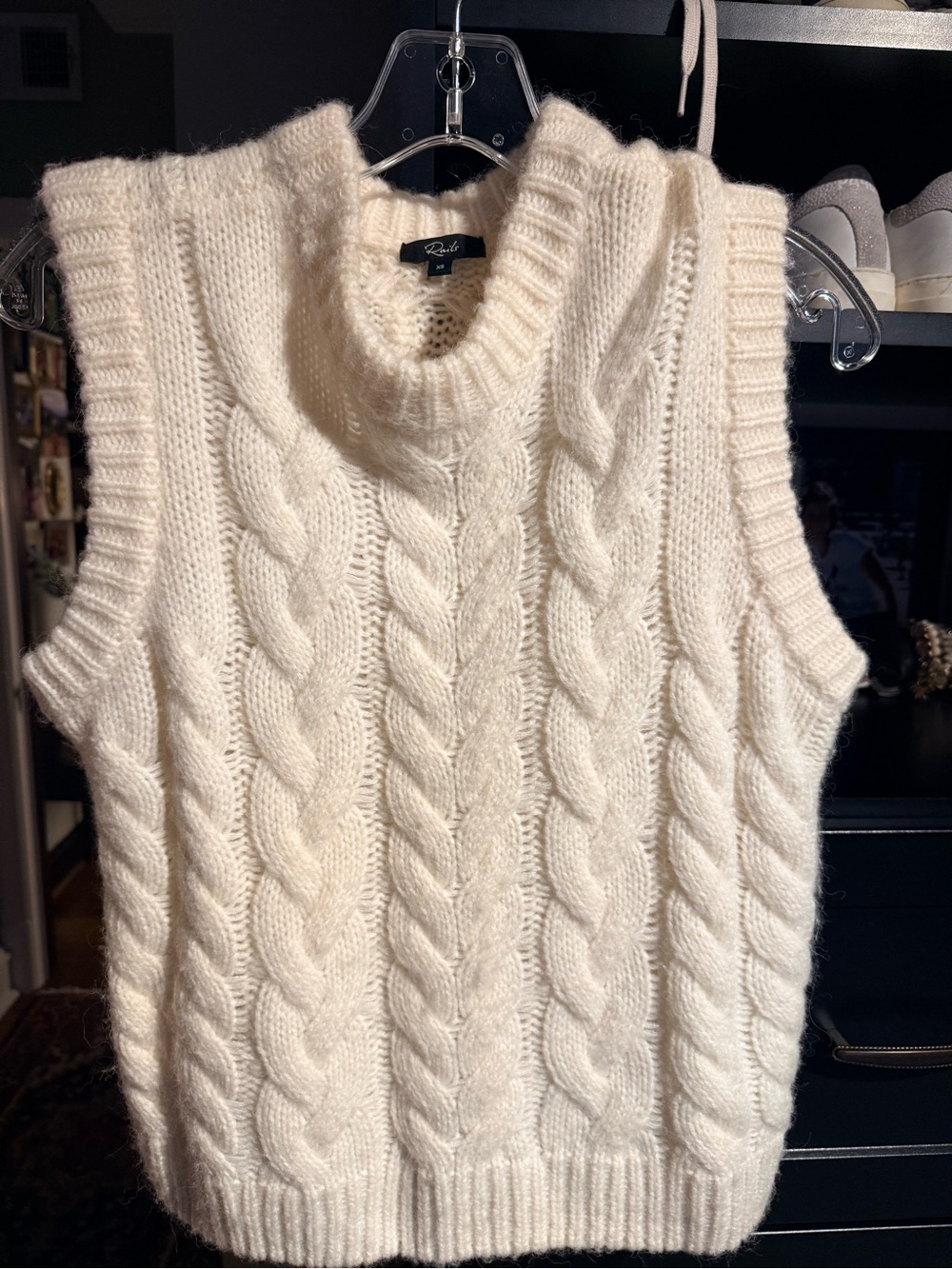 Rails Ivory Cable Knit Sleeveless V-Neck Sweater Vest